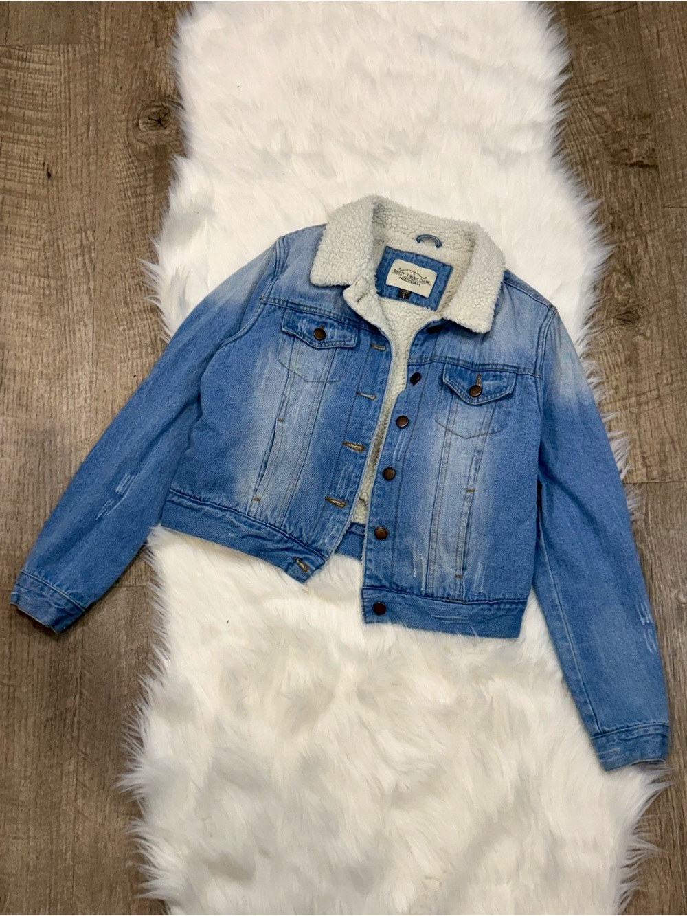 Light Blue Sherpa-Lined Denim Jacket - Women